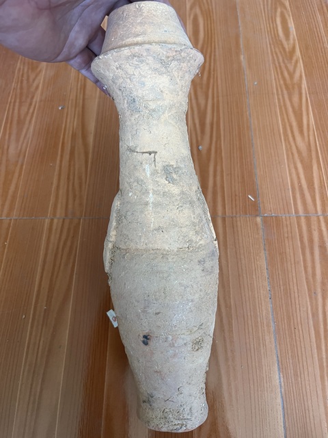 古玩陶瓷宋代谷倉瓶拍賣,當前價格20元