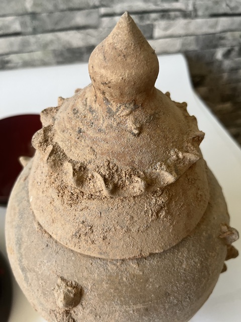 古玩陶瓷晚唐青瓷多角罐拍賣，當前價格300元