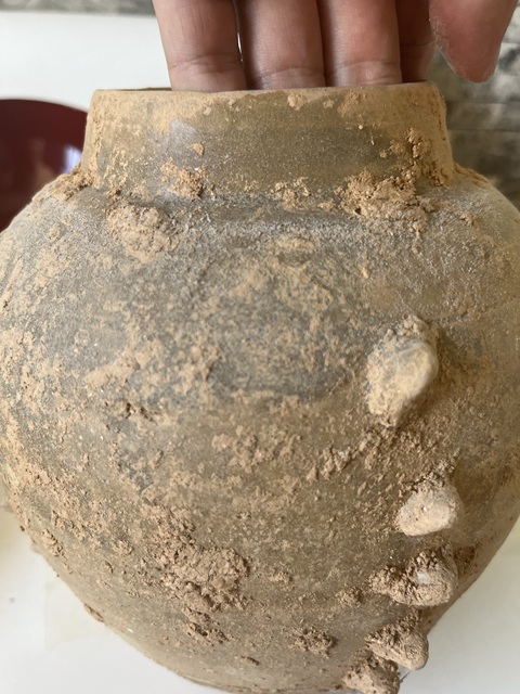 古玩陶瓷晚唐青瓷多角罐拍賣，當前價格300元