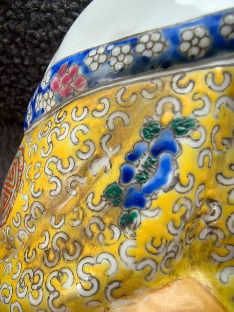 古玩陶瓷粉彩彌勒佛坐像真品鑒賞圖