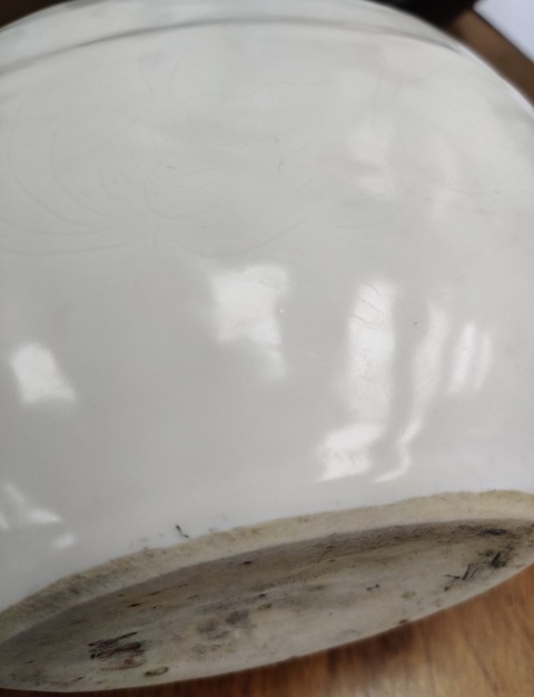 古玩陶瓷白釉扁瓶真品鑒賞圖