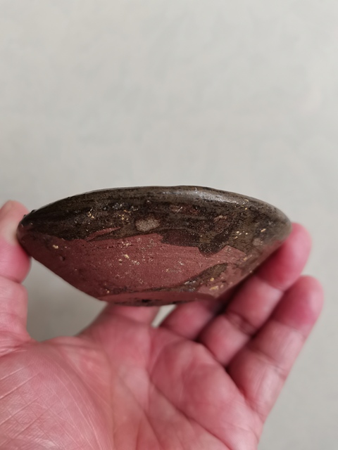 古玩陶瓷贛州窯醬釉香碟拍賣，當(dāng)前價格0元