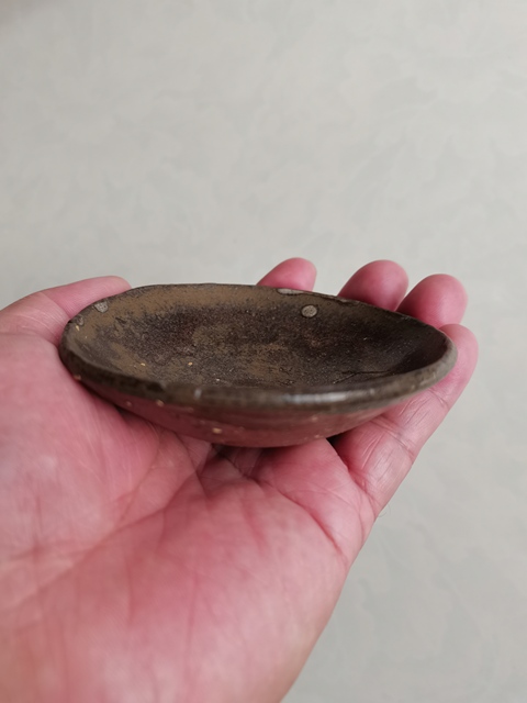 古玩陶瓷贛州窯醬釉香碟拍賣，當(dāng)前價格0元