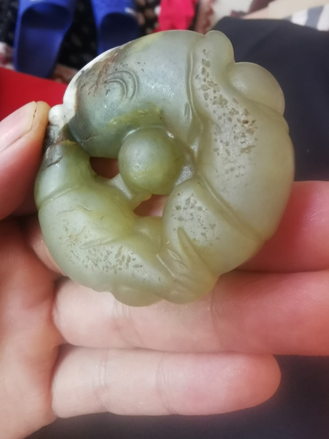 古玩玉器地方玉雕“童子把件”真品鑒賞圖