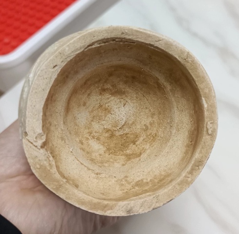 古玩陶瓷云市窯青白釉花卉紋盤口瓶真品鑒賞圖