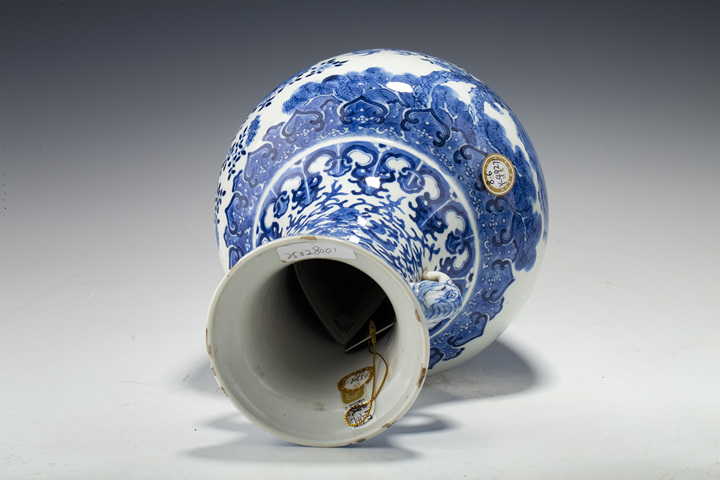 古玩陶瓷清晚·青花通景三陽開泰紋象耳尊真品鑒賞圖