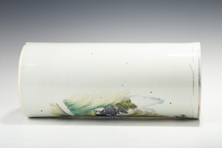 古玩陶瓷民國·淺絳彩山水人物紋帽筒真品鑒賞圖