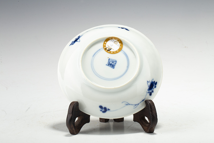 古玩陶瓷清康熙·青花花卉紋杯碟
真品鑒賞圖