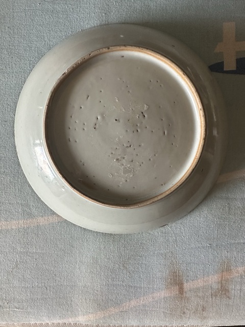 古玩陶瓷雍正粉彩山水畫開(kāi)窗花卉紋盤拍賣，當(dāng)前價(jià)格520元