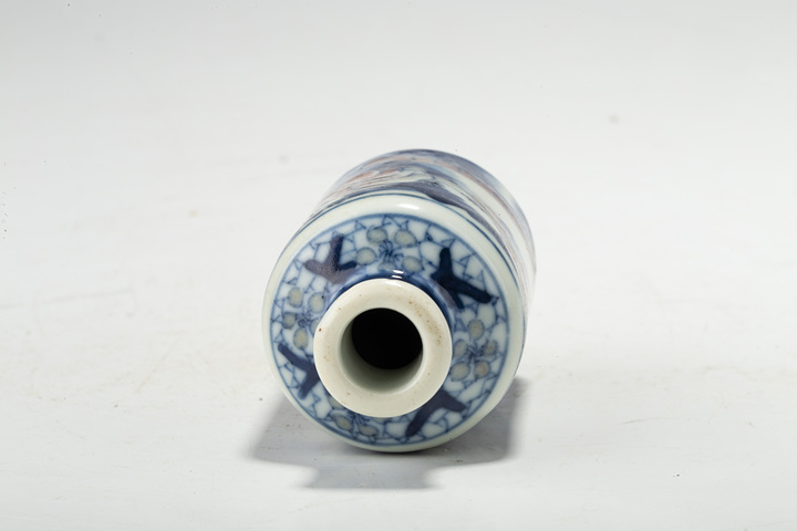 古玩陶瓷清中晚·青花釉里紅人物故事紋鼻煙壺拍賣，當前價格2196元