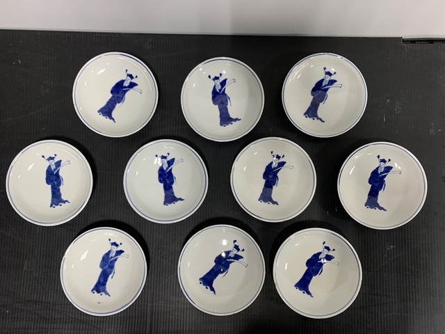 古玩陶瓷人物紋青花盤真品鑒賞圖