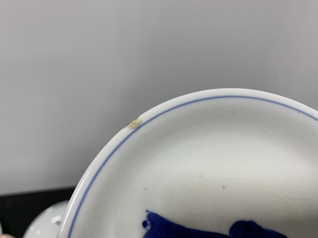 古玩陶瓷人物紋青花盤真品鑒賞圖