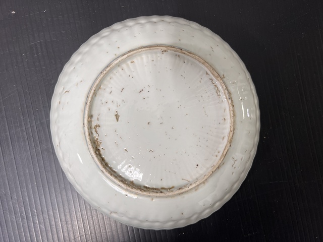 古玩陶瓷花鳥紋青花盤真品鑒賞圖