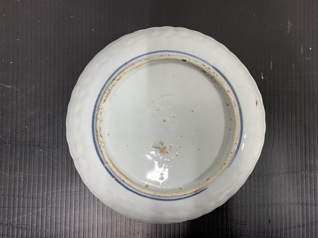 古玩陶瓷花鳥紋青花盤真品鑒賞圖