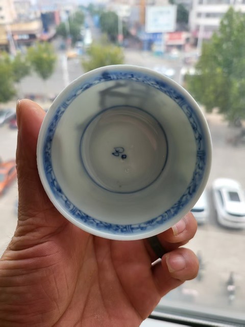 古玩陶瓷青花鳳儀亭紋茶碗真品鑒賞圖