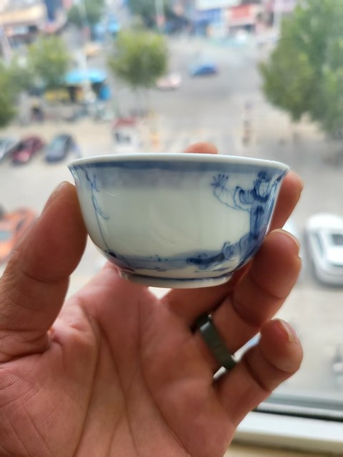 古玩陶瓷青花鳳儀亭紋茶碗真品鑒賞圖