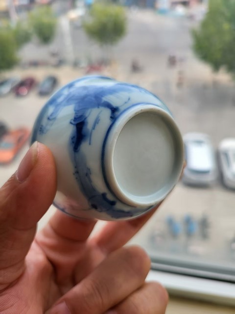 古玩陶瓷青花鳳儀亭紋茶碗真品鑒賞圖