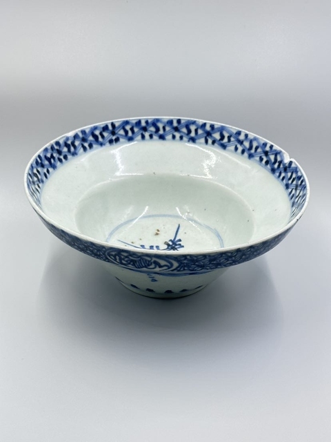 古玩陶瓷清早期青花斗笠碗真品鑒賞圖