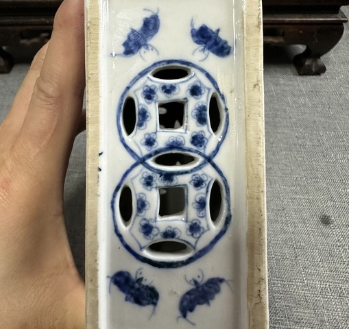 古玩陶瓷青花人物故事紋枕真品鑒賞圖