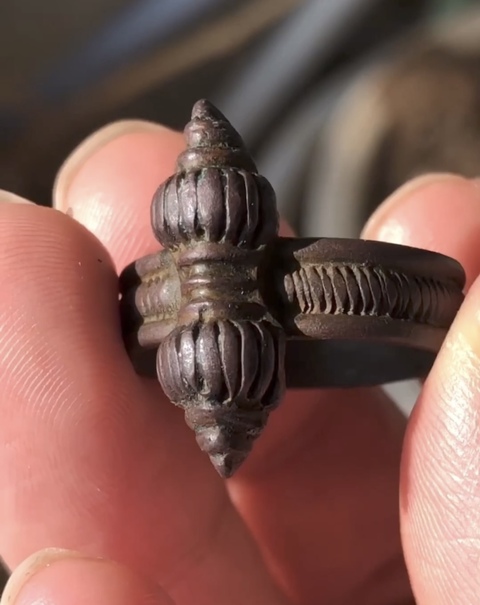 古玩銅器金剛杵戒真品鑒賞圖
