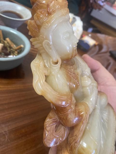 古玩玉器做舊仿古“菩薩擺件”真品鑒賞圖