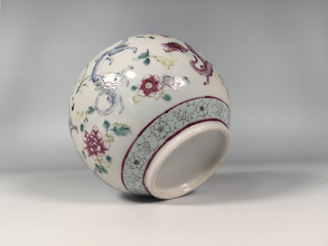古玩陶瓷晚清粉彩龍穿花蘋果尊真品鑒賞圖