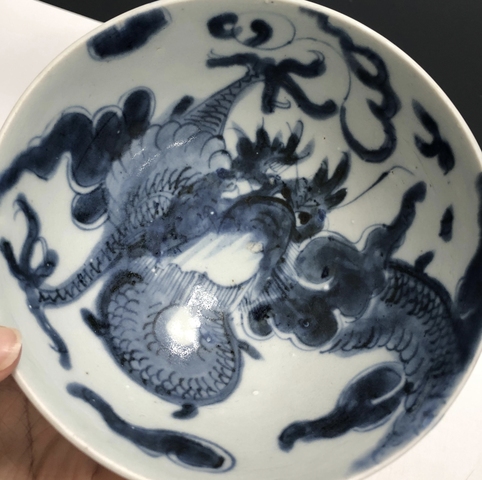 古玩陶瓷雍正·青花過墻龍紋碗拍賣，當前價格4569元
