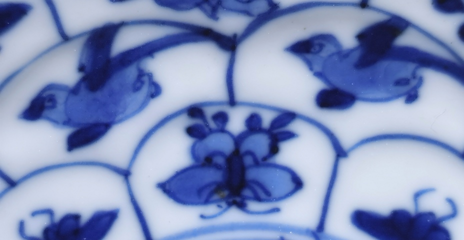 古玩陶瓷青花花鳥紋花口盤真品鑒賞圖