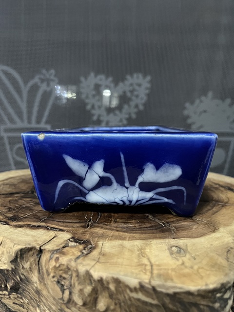 古玩陶瓷霽藍釉堆白花卉紋花盆真品鑒賞圖