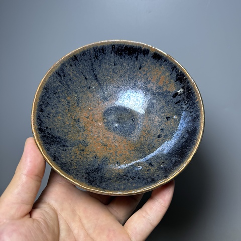古玩陶瓷明代，磁州窯茶盞拍賣，當前價格138元