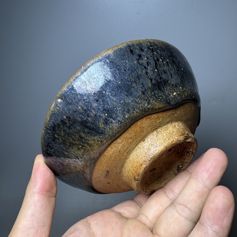 古玩陶瓷明代，磁州窯茶盞拍賣，當前價格138元