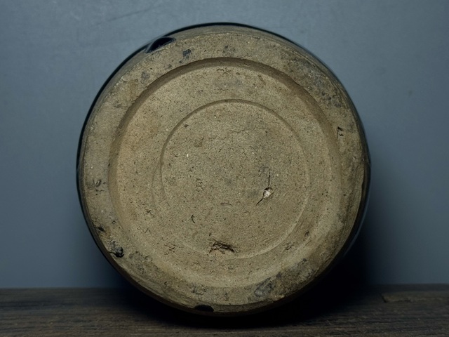 古玩陶瓷明代，磁州窯梅瓶拍賣，當(dāng)前價(jià)格286元