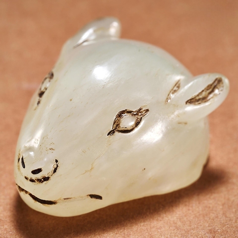 古玩玉器和田玉雕“鼠面”真品鑒賞圖