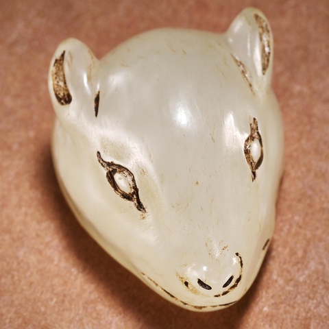 古玩玉器和田玉雕“鼠面”真品鑒賞圖