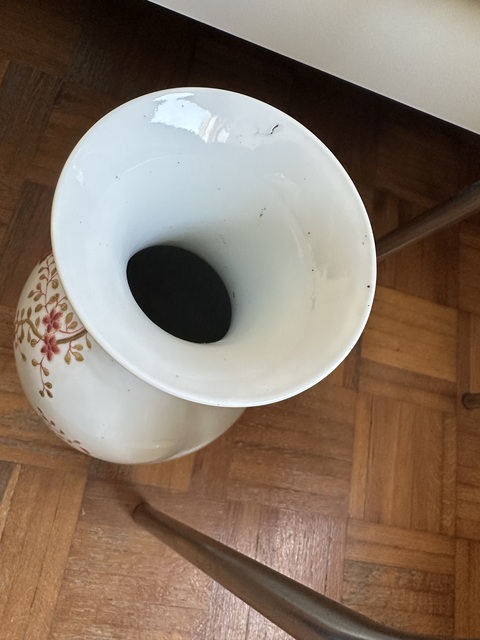 古玩陶瓷花瓶真品鑒賞圖