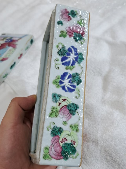 古玩陶瓷粉彩人物故事長方盒真品鑒賞圖