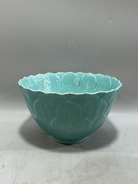 古玩陶瓷松石綠釉蓮花碗真品鑒賞圖