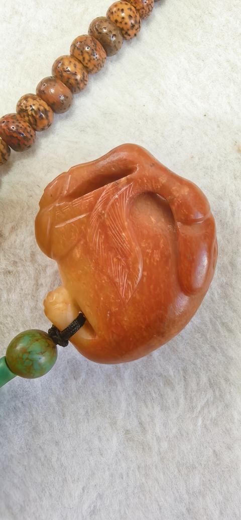 古玩玉器和田玉雕“金蟾”把件真品鑒賞圖