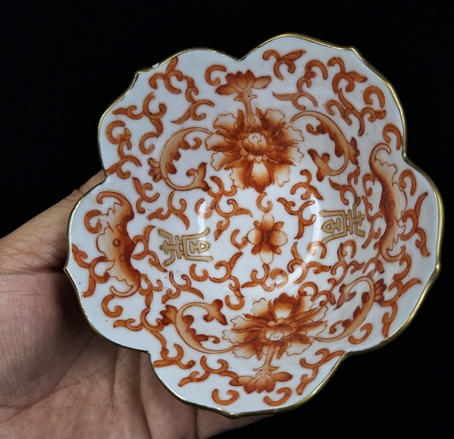 古玩陶瓷福壽紋礬紅花口杯真品鑒賞圖
