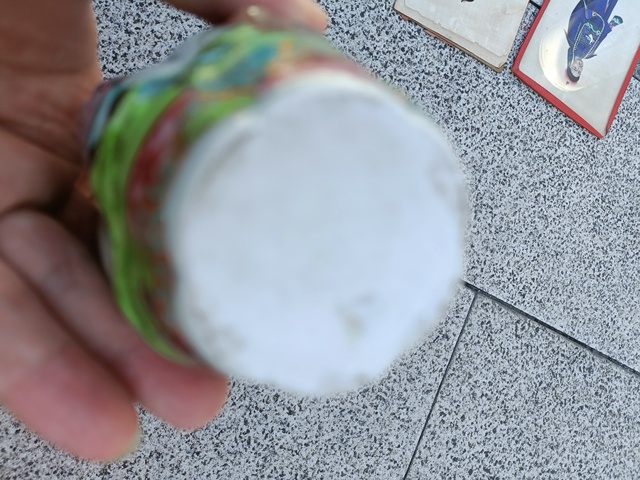 古玩陶瓷人物花鳥蝶紋廣彩罐真品鑒賞圖