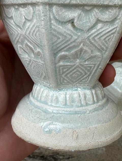 古玩陶瓷云市窯青白釉六方瓶真品鑒賞圖