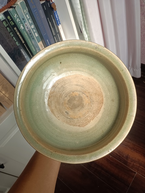 古玩陶瓷龍泉青瓷獸足香爐拍賣,當前價格1800元