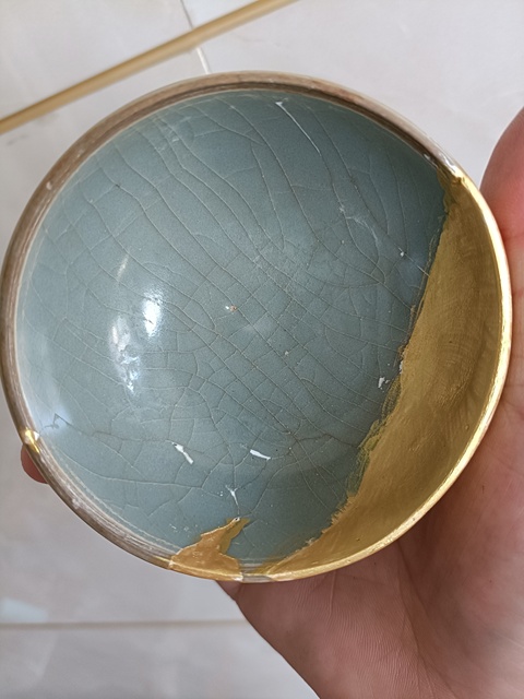 古玩陶瓷龍泉青瓷哥釉芒口盞真品鑒賞圖