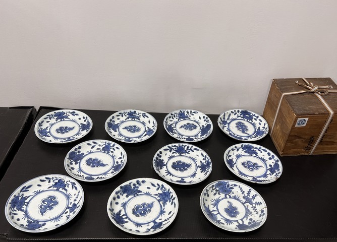 古玩陶瓷晚明青花盤真品鑒賞圖
