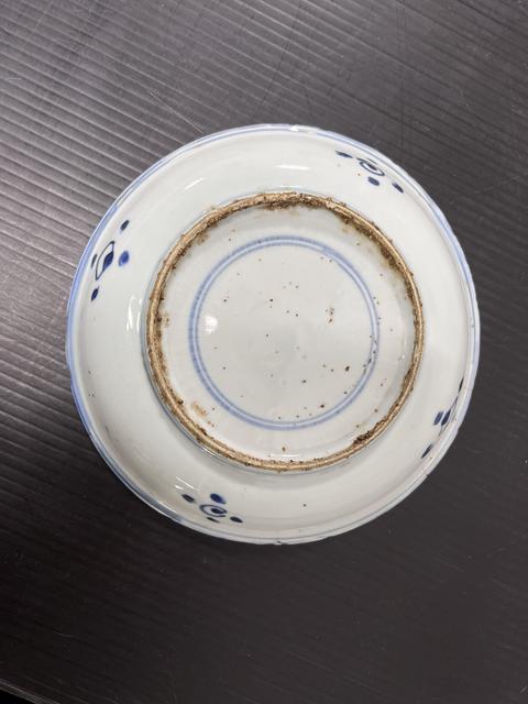古玩陶瓷晚明青花盤真品鑒賞圖