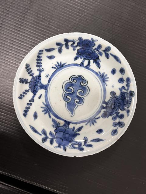 古玩陶瓷晚明青花盤真品鑒賞圖