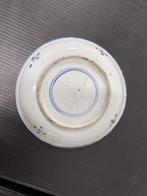 古玩陶瓷晚明青花盤真品鑒賞圖