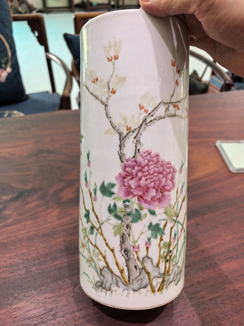 古玩陶瓷粉彩花卉紋帽筒真品鑒賞圖