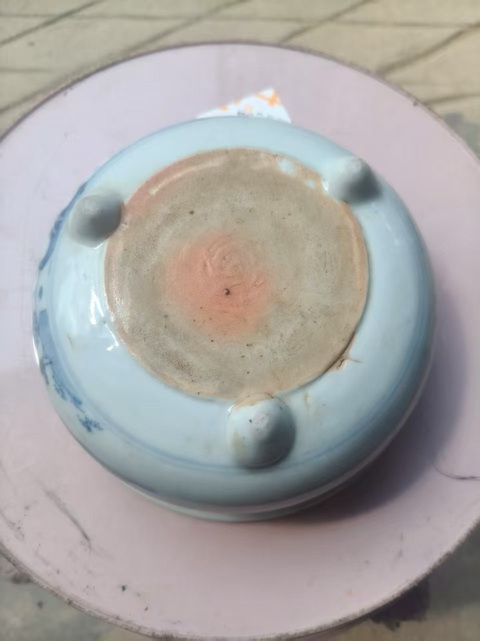 古玩陶瓷德化窯青花香爐真品鑒賞圖