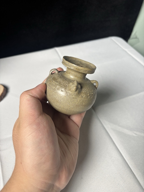 古玩陶瓷青釉罐真品鑒賞圖